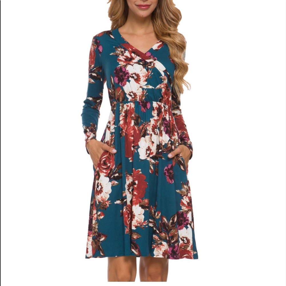 Floral Long-Sleeve Tunic with Pockets